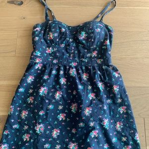 Gorgeous American Eagle Dress